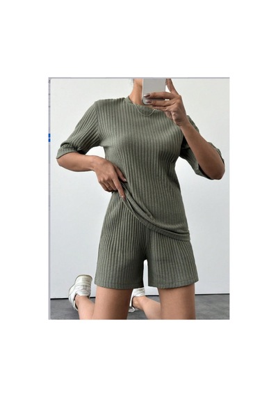 Butik İstanbul Kadın Kısa Kollu Bisiklet Yaka Kaşkorse Bluz Şort Ikili Takım Haki Butik İstanbul Kadın Kısa Kollu Bisiklet Yaka Kaşkorse Bluz Şort Ikili Takım Haki
