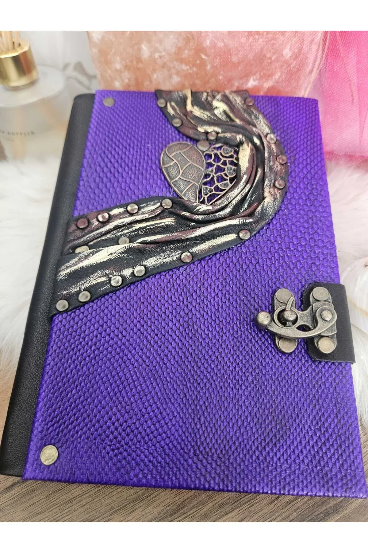 Kalp Hakiki Deri Italyan Baskili Özel Desen El Yapımı Defter Mor