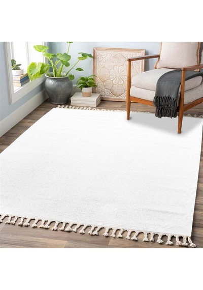 Beyaz Renkli Soft Iskandinav Peluş Dokulu Makine Halısı-695