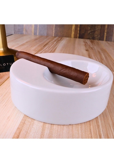 Perlotus Porselen Şeffaf Sırlı Puro Küllüğü Sert Porselen 13 Cm