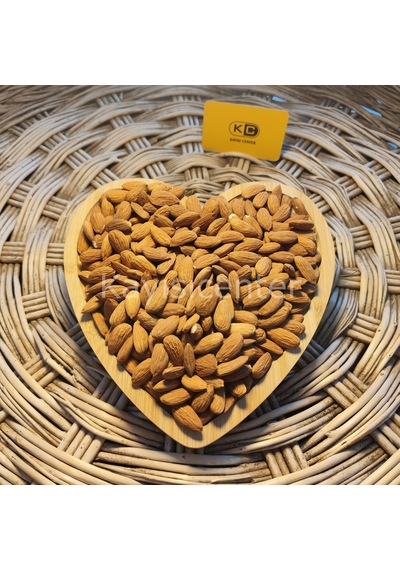Toptan Yerli Feragnes Jumbo Çiğ Badem 10 Kg 10 KG