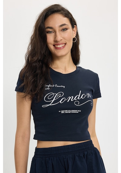 Tudors Kadın Slim Fit Dar Kesim Pamuk Bisiklet Yaka Kısa Kollu Baskılı Lacivert Crop Tişört-50534 L