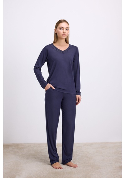 Man11616-1020 Anil Ev Giyim Anıl Kadın Uzun Kollu Pijama Takımı Şık V Yaka Ve Minimal Tasarım 11616 Lacivert