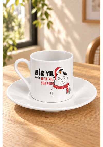 Bir Yıl Değil Her Yıl Yan Yana Penguen Baskılı Tabaklı Türk Kahvesi Fincanı Beyaz