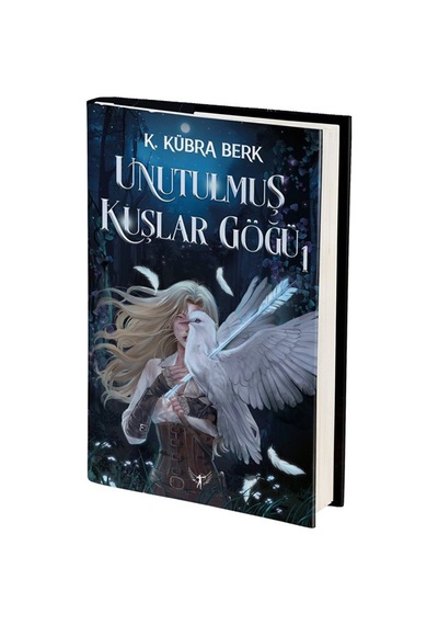 Unutulmuş Kuşlar Göğü 1 Ciltli / K. Kübra Berk