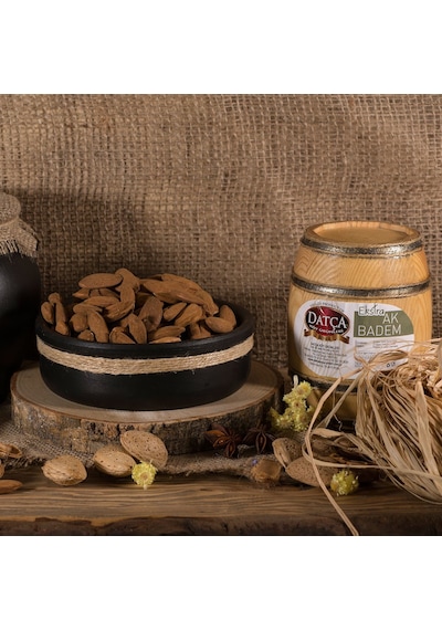 Datça Köy Ürünleri Çiğ Ekstra Ak Badem 1 KG