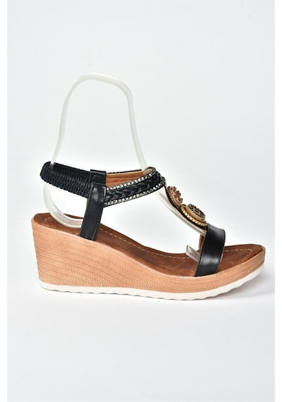 Fox Shoes Siyah Dolgu Topuklu Kadın Sandalet M258313609