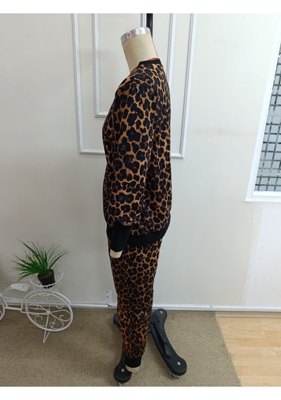 Meleners Kadın Uzun Kollu V Yakalı Desenli Iki Iplik Bluz Ve Bağcıklı Pantolon Ikili Takım Leopar