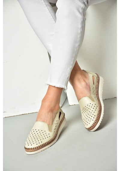 Fox Shoes P555501103 Bej Hakiki Deri Kadın Ayakkabı Bej