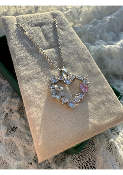 Işıltılı Elegant Heart Necklace Gümüş