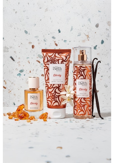 Liberty Parfüm 50 Ml + Liberty Vücut Spreyi 200 Ml + Liberty Vücut Losyonu 200 Ml Set Çiçeksi