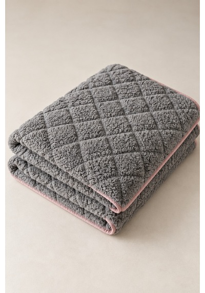 Cloud Soft Çift Taraflı Mikrofiber Peluş Çift Kişilik Yatak Örtüsü 200x220 Cm Pudra