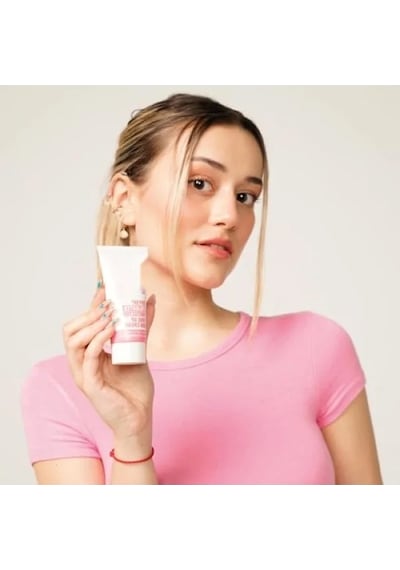 Yüksek Koruma Etkili Aydınlatıcı Yüz Güneş Kremi 50 Ml