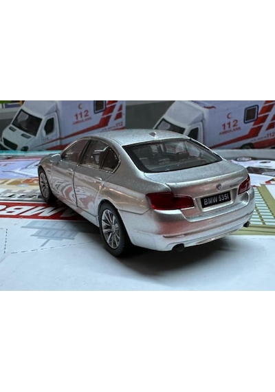 Oyuncak Metal Model Araba 1/36 Çek Bırak Bmw 535i Gri