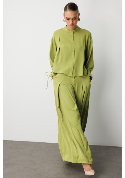 Fıstık Yeşili Mizalle Hakim Yaka Piliseli Şifon Kısa Yeşil Gömlek Yeşil