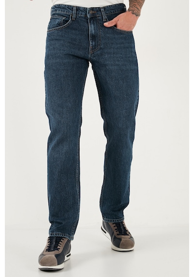 Buratti Streç Pamuklu Comfort Fit Yüksek Bel Boru Paça Jeans Erkek Kot Pantolon 4400C04Texas Mavi Buratti Streç Pamuklu Comfort Fit Yüksek Bel Boru Paça Jeans Erkek Kot Pantolon 4400C04Texas Mavi