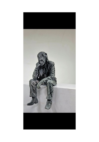 Joker Oturan Figür 10 Cm
