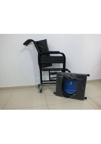 Medikaltec Hasta Sandalyesi Lazımlıklı