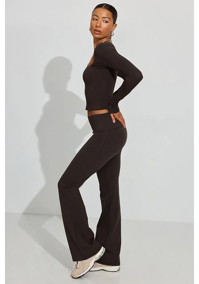 Seeh Kahverengi Kare Yaka Uzun Kollu Kadın Body Sh206