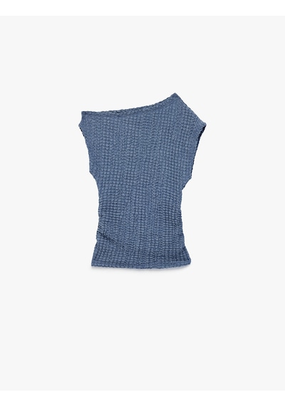 Koton Asimetrik Yaka Kolsuz Viskon Karışımlı Dokulu Crop Bluz Lacivert 6skg60018ak Lacivert Koton Asimetrik Yaka Kolsuz Viskon Karışımlı Dokulu Crop Bluz Lacivert 6skg60018ak Lacivert