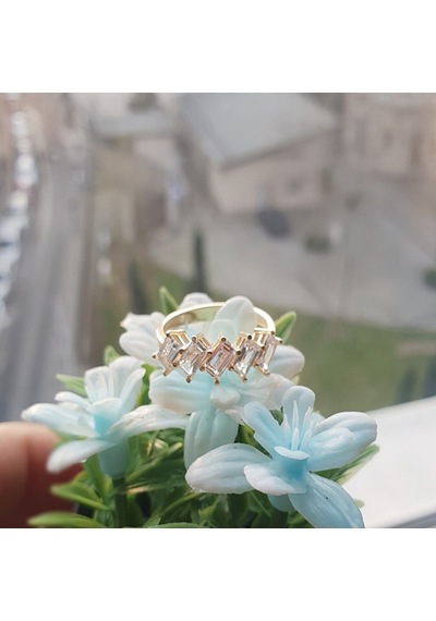 Beştaş Altın Yüzük Baget Taşlı 1,00 Karat Zirconia 317615851