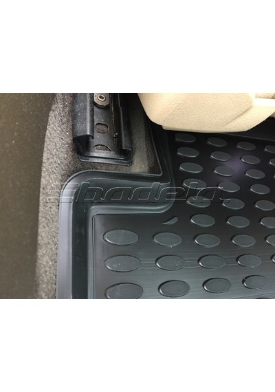 Audi A4 B8 Havuzlu 3D Paspası Araç Içi Koruma Paspası