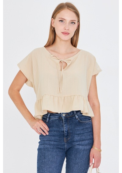 Armonika Kadın Krem Yarasa Kol Yakası Bağlamalı Eteği Fırfırlı Oversize Crop Bluz Arm-24y001088 Armonika Kadın Krem Yarasa Kol Yakası Bağlamalı Eteği Fırfırlı Oversize Crop Bluz Arm-24y001088
