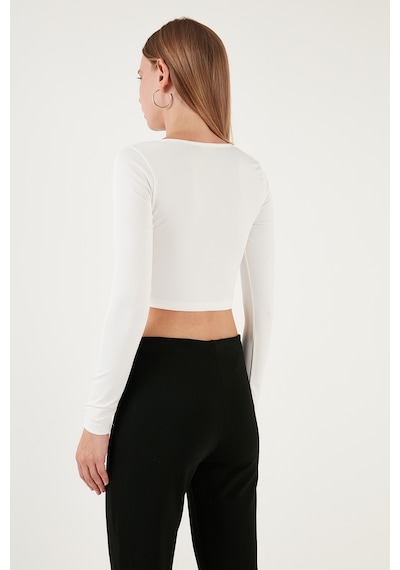 Lela Slim Fit Kalp Yaka Önü Büzgülü Crop Bayan Bluz 5865401 Beyaz Lela Slim Fit Kalp Yaka Önü Büzgülü Crop Bayan Bluz 5865401 Beyaz
