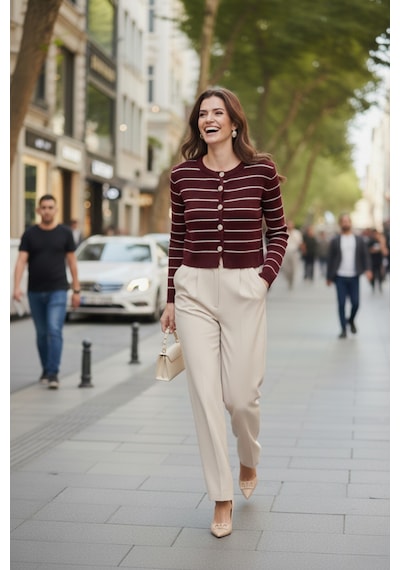 Lela Standart Fit Çizgili Yumuşak Dokulu Crop Triko Bayan Hırka 4615551 Bordo