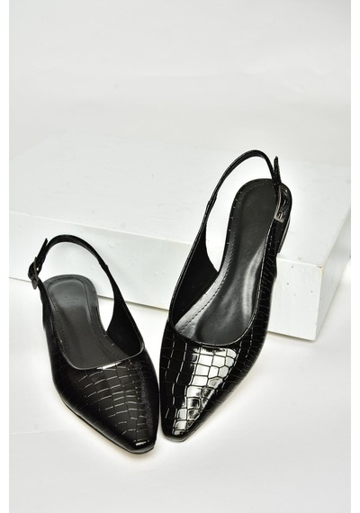 Fox Shoes U404602211 Siyah Kroko Baskı Alçak Topuklu Kadın Ayakkabı Siyah