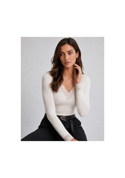 Unika Boutique Dantelli Kaşmir Uzun Kollu Bluz Beyaz