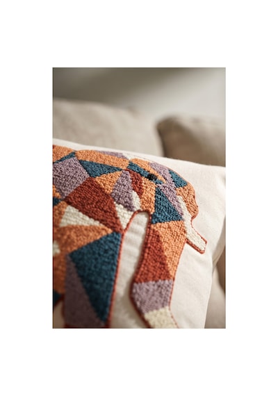 Bohem Renkli Fil Punch Nakışlı Pamuklu Dekoratif Püsküllü Gizli Fermuarlı Kırlent Kılıfı 42x42 Cm Bej