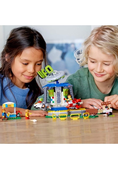LEGO® Creator 31095 Atlıkarınca 595 Parça