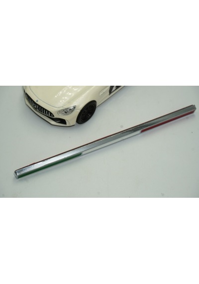 Dk Ferrari İtalyan Bayrağı Bagaj 3m 3d Krom Metal Body Rozet Ambl