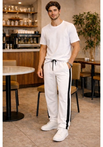 Tarz Cool Erkek Beyaz Şeritli Eşofman Altı Bağcıklı Baggy Rahat Kesim Günlük Spor Pantolon Beyaz Tarz Cool Erkek Beyaz Şeritli Eşofman Altı Bağcıklı Baggy Rahat Kesim Günlük Spor Pantolon Beyaz