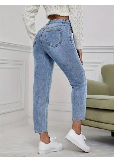 Defymoda Kadın Açık Mavi Yırtık Mom Fit Kot Pantolon