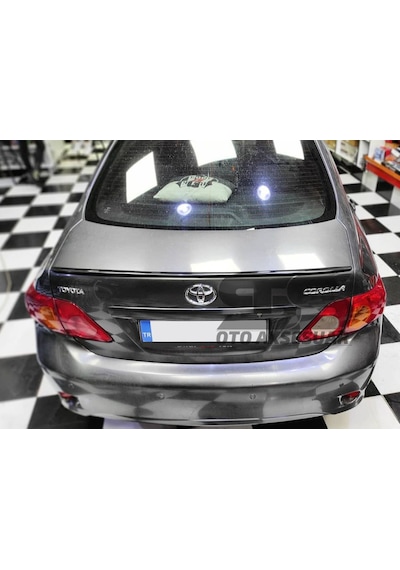Sts Oto Aksesuar Toyota Corolla Uyumlu 2007 - 2011  Bagaj Üstü Slim Spoiler Bagaj Çıtası (Parlak Siyah) Piano Black