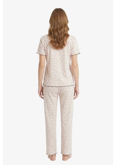 Cottonhill Beyaz Çiçek Desenli Pointel Gömlek Yaka Kadın Pijama Takımı