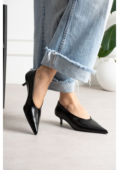 Shoetek Louod Kadın Stıletto İnce Topuklu Kırışık Siyah Deri Siyah