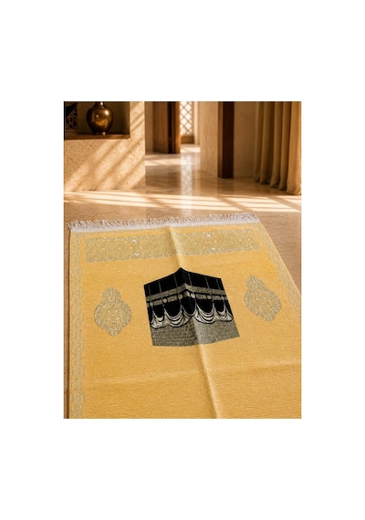Kâbe Kapısı Desenli Seccade Altın Detaylı, Burma Püsküllü, Kadife Dokulu Premium Namaz Seccadesi Sarı Mavi Kâbe Kapısı Desenli Seccade Altın Detaylı, Burma Püsküllü, Kadife Dokulu Premium Namaz Seccadesi Sarı Mavi