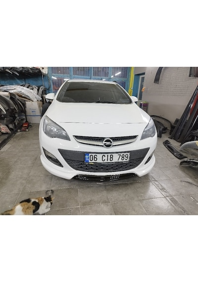 Astra J Ön Tampon Eki Makyajlı Kasa