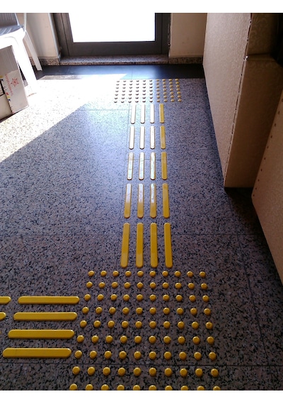 30x30 İç Mekan Uyarıcı Hissedilebilir Yüzey