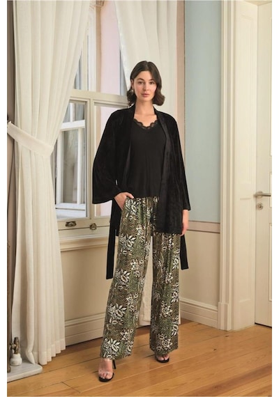 Lisinya Çiçek Yaprak Ve Etnik Desenli Dantelli 3 Lü Pijama Takımı Siyah