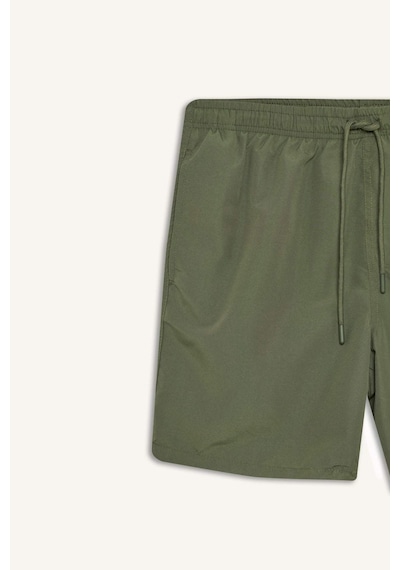 DeFacto Regular Fit Kısa Boy Cepli File Astarlı Beli Bağcıklı Düz Hafif Kumaş Deniz Şortu E5133AXNSKH109