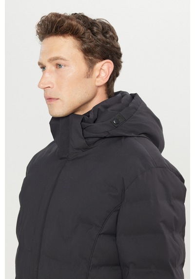 AC&Co / Altınyıldız Classics Erkek Sıyah Standart Fit Normal Kesim Kapüşon Yaka Yan Cepli Casual Mont Siyah AC&Co / Altınyıldız Classics Erkek Sıyah Standart Fit Normal Kesim Kapüşon Yaka Yan Cepli Casual Mont Siyah