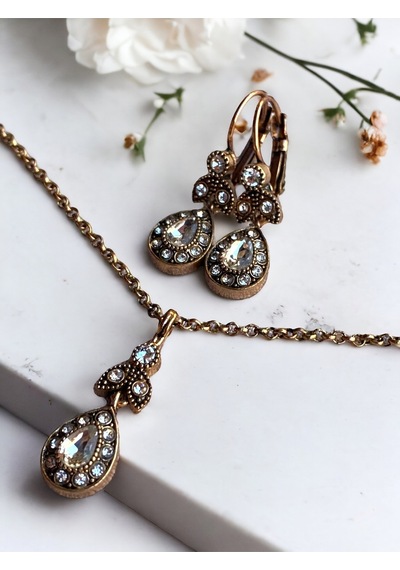 Kristal Taşlı Küçük Su Damlası Kolye Ve Sallantılı Küpe Seti Beyaz
