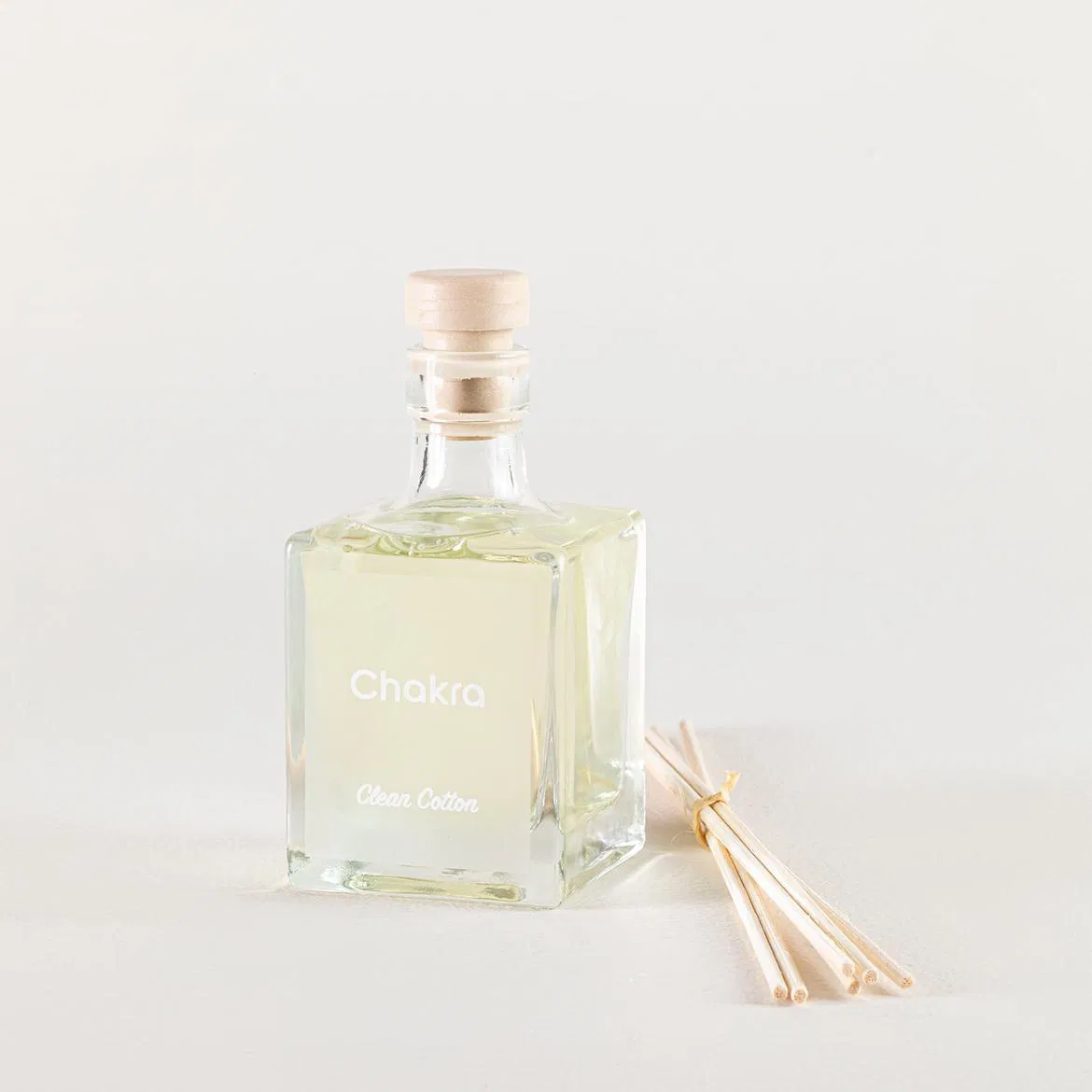 Chakra Çubuklu Oda Kokusu 100 Ml Clean Cotton Bahar - Beyaz Çiçek - Buket - Çikolata - Çilek - Kahve - Lotus Çiçeği Chakra Çubuklu Oda Kokusu 100 Ml Clean Cotton Bahar - Beyaz Çiçek - Buket - Çikolata - Çilek - Kahve - Lotus Çiçeği