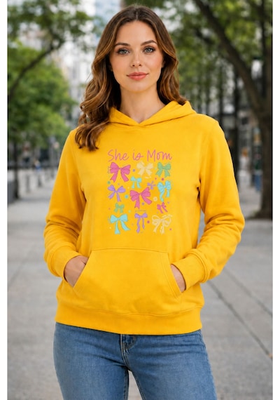 Herkesemoda Renkli Kurdeleler Baskılı Kapüşonlu 2 İplik Şardonlu Sweatshirt Sarı