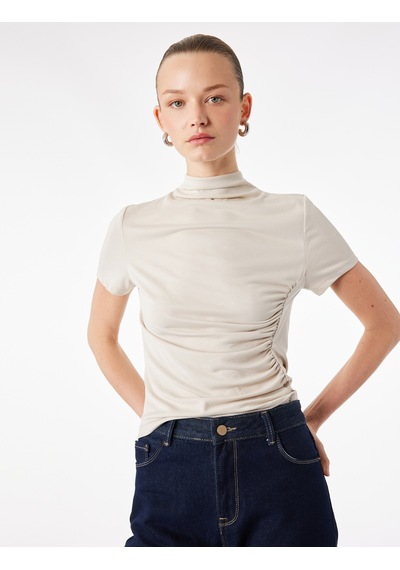 Koton Modal Karışımlı Slim Fit Drape Detaylı Dik Yaka Kısa Kollu Tişört Ekru 6sak70014ek
