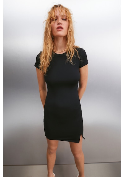 Grımelange Abby Kadın Vücüda Oturan Bodycon Yarı Parlak Esnek Kumaşlı Yırtmaçlı Mini Siyah Elbise